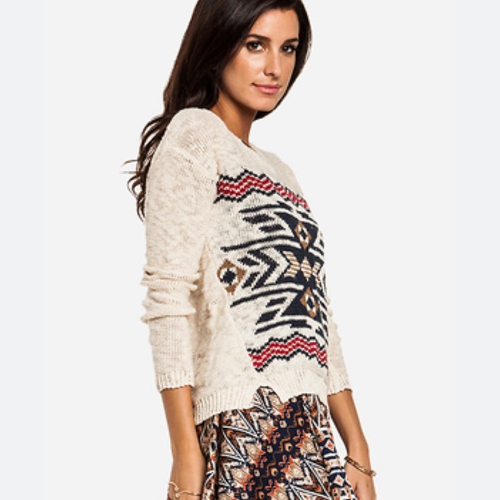 dELiA's Aztec Print Lightweight Sweater Size S